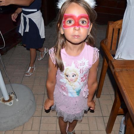 Club De Vacanta Corabia Piratilor-Mamaia Nord Năvodari Exteriér fotografie