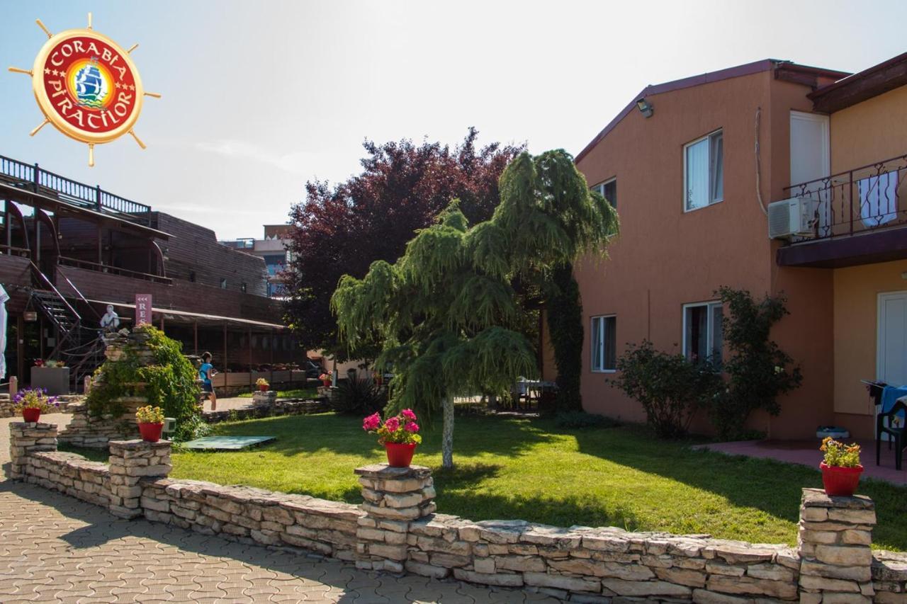 Club De Vacanta Corabia Piratilor-Mamaia Nord Năvodari Exteriér fotografie